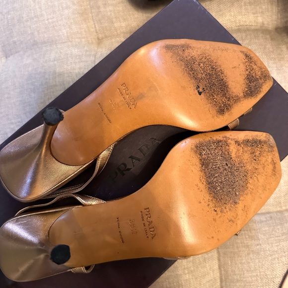 Women Prada heels - Picture 3 of 8